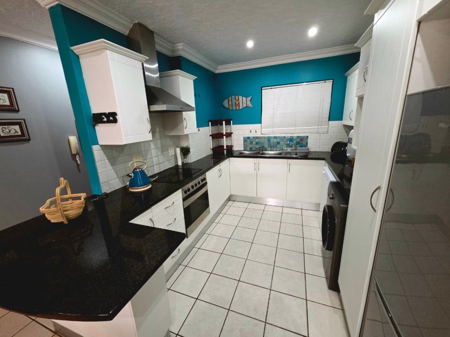 2 Bedroom Property for Sale in Jeffreys Bay Central Eastern Cape